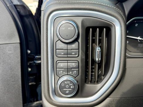 Used 2023 GMC Sierra 2500 Denali image 26