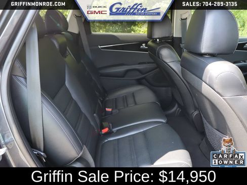 Used 2019 Kia Sorento EX FWD image 41