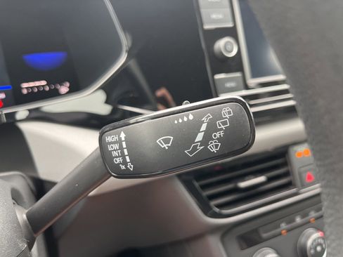 Used 2022 Volkswagen Taos S FWD image 17