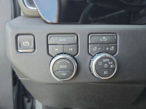 New 2026 GMC Sierra 1500 Elevation image 22