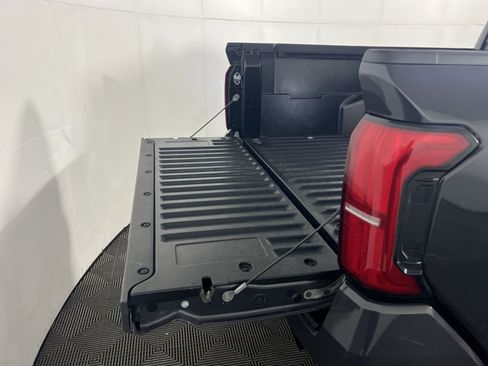 Used 2024 Toyota Tacoma TRD Sport AWD/4WD image 26