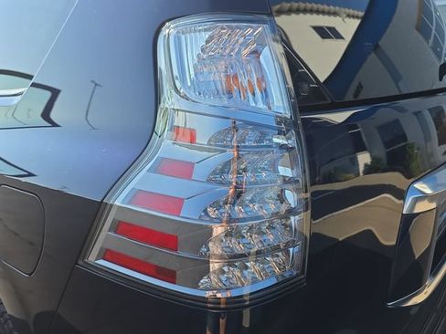 Certified 2023 Lexus GX 460 Premium w/ Premium Plus Package AWD/4WD image 36