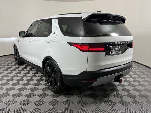New 2026 Land Rover Discovery S AWD/4WD image 3