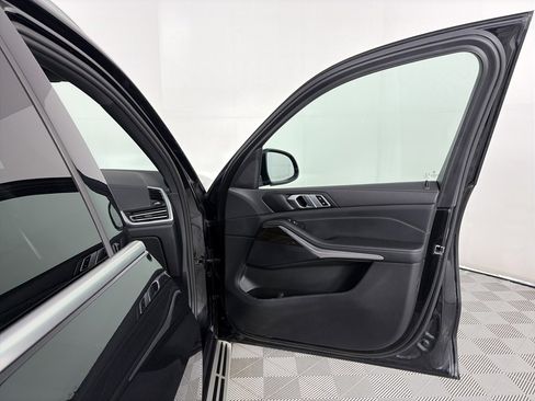 Used 2023 BMW X5 xDrive40i image 31