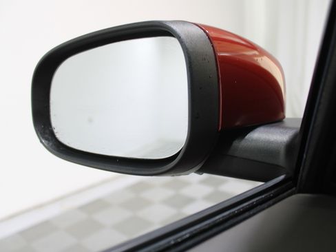 Used 2011 Volvo V50 T5 image 15