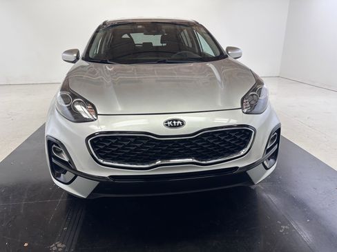 Used 2021 Kia Sportage LX image 6