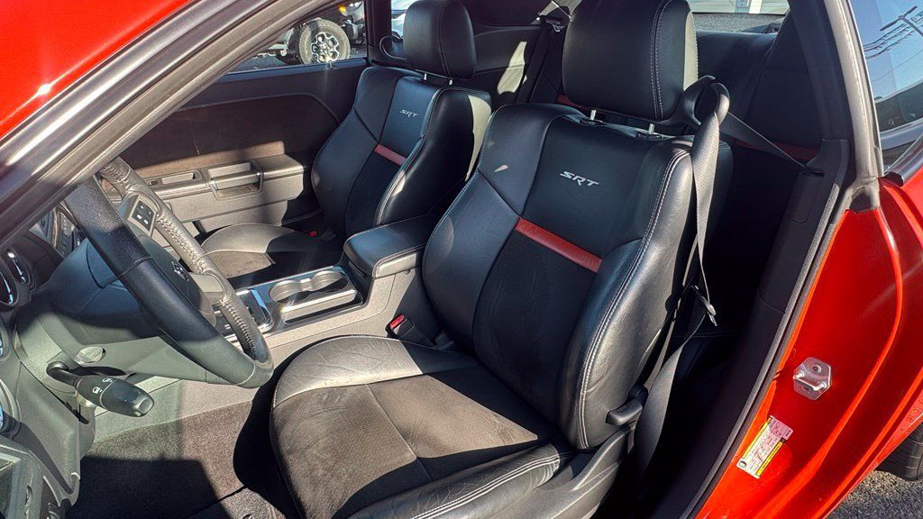 Used 2008 Dodge Challenger SRT8 RWD image 3