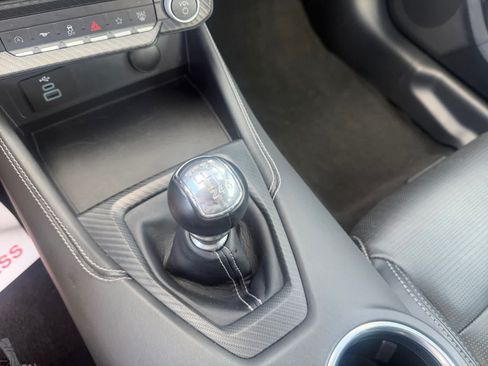 Used 2025 Ford Mustang GT Premium RWD image 29