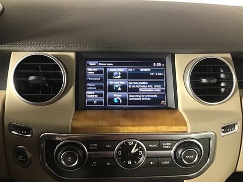 Used 2015 Land Rover LR4 HSE AWD/4WD image 34