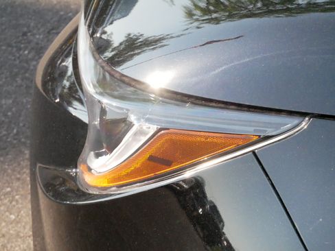 Used 2025 Toyota Corolla LE w/ LE Premium Package FWD image 16