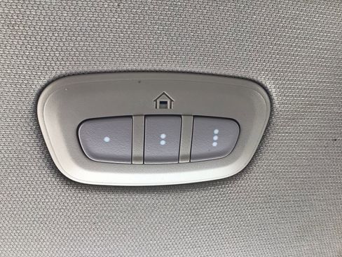 Used 2022 RAM 1500 Laramie AWD/4WD image 23