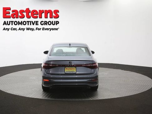 Used 2025 Volkswagen Jetta Sport FWD image 37