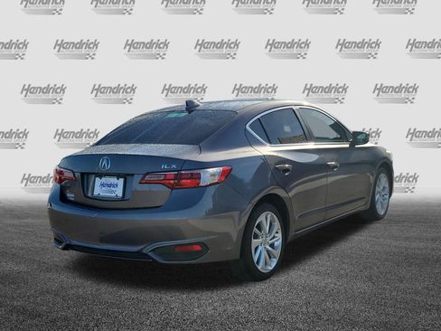 Used 2018 Acura ILX FWD image 7