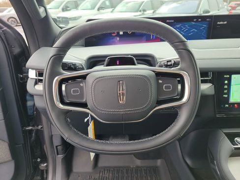 New 2026 Lincoln Navigator Reserve w/ Jet Appearance Package AWD/4WD image 24