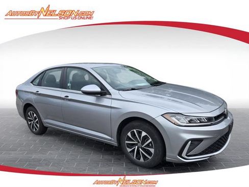 Used 2025 Volkswagen Jetta S FWD image 1