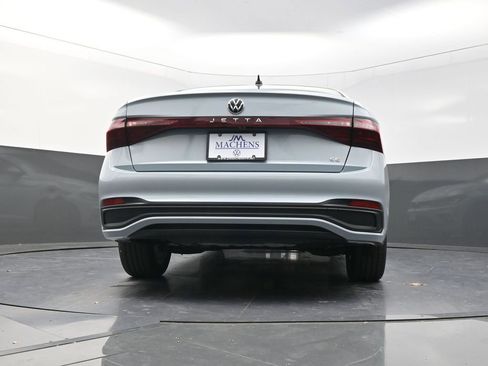 New 2026 Volkswagen Jetta SE image 24