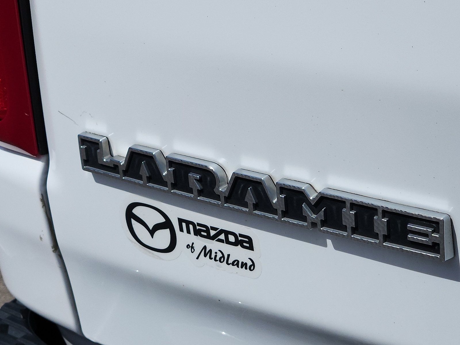 Used 2025 RAM 1500 Laramie AWD/4WD image 8