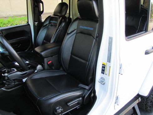 Used 2023 Jeep Wrangler Unlimited Rubicon 4xe w/ Cold Weather Group image 16