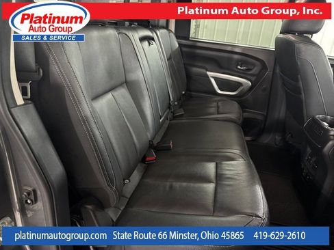 Used 2021 Nissan Titan SL w/ Moonroof Package image 37