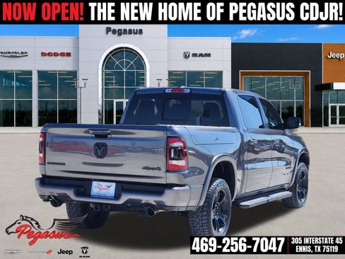 Used 2022 RAM 1500 Laramie AWD/4WD image 5