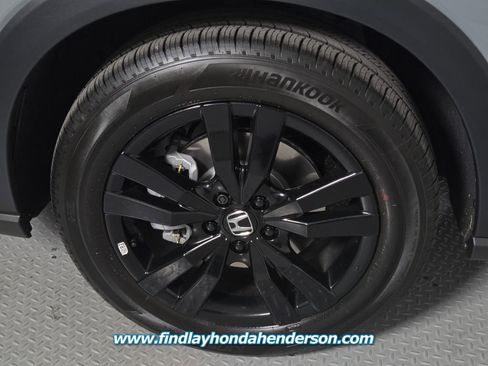 Certified 2026 Honda HR-V Sport image 9