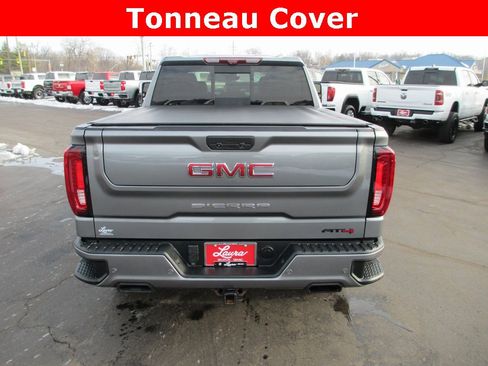 Used 2021 GMC Sierra 1500 AT4 w/ AT4 Premium Package image 6