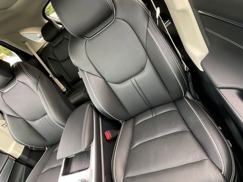 Used 2026 Genesis Electrified GV70 image 20