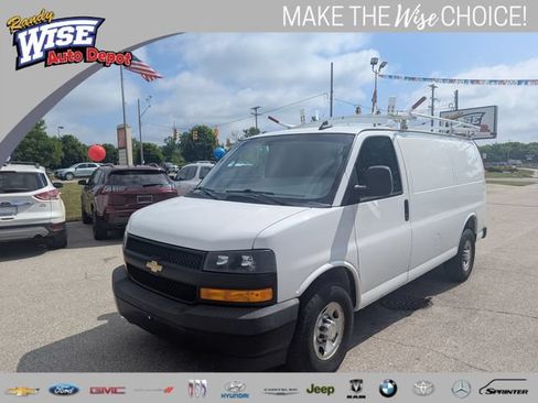 Used 2019 Chevrolet Express 2500 w/ Communications Package RWD image 7