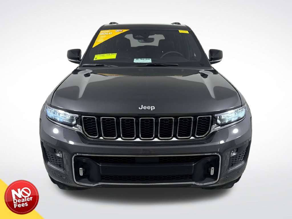 Used 2024 Jeep Grand Cherokee Overland w/ Trailer Tow Package AWD/4WD image 9