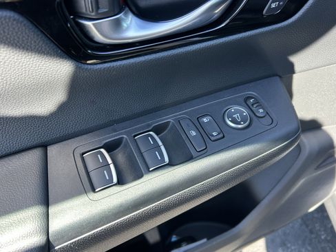 Used 2024 Honda CR-V EX-L image 25