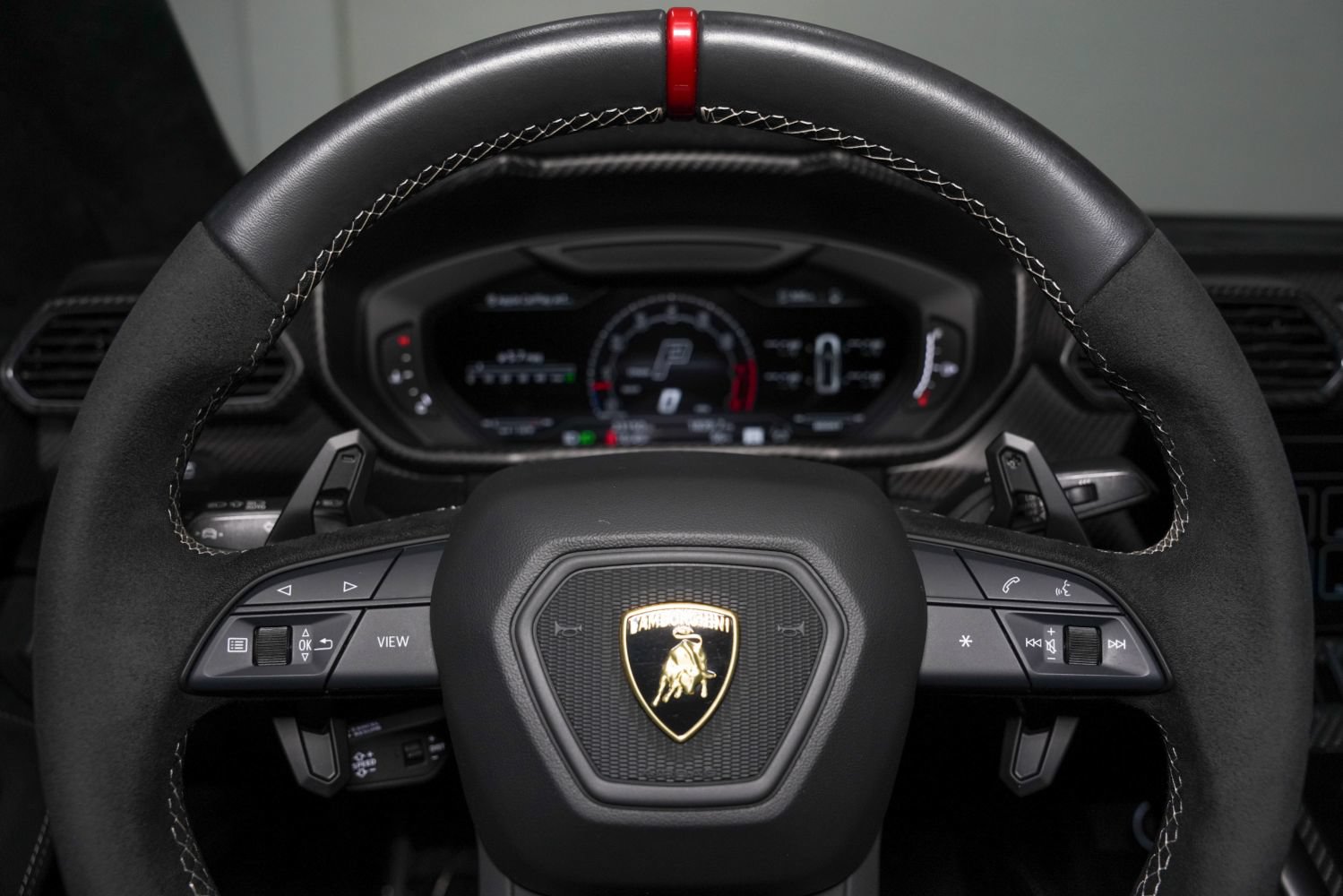 Used 2023 Lamborghini Urus Performante AWD/4WD image 59