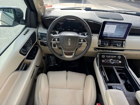 Used 2019 Lincoln Navigator Reserve w/ Cargo Package image 24