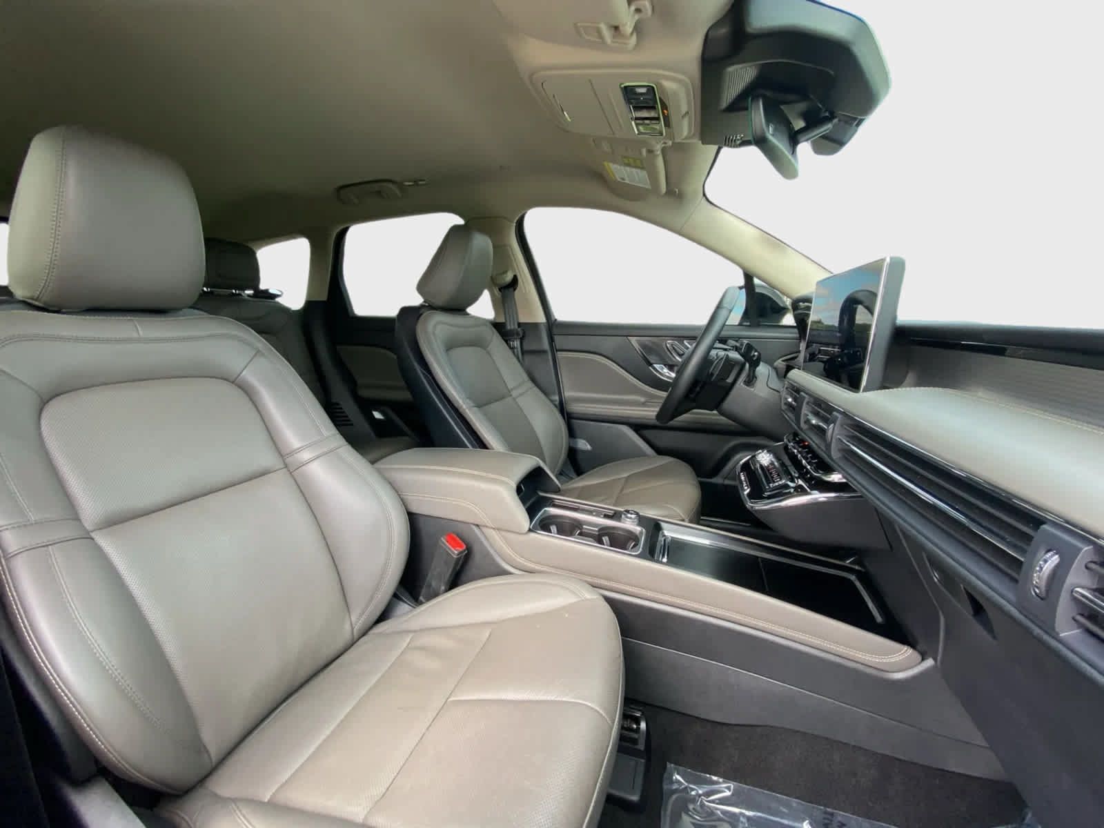 Used 2025 Lincoln Corsair Reserve w/ Jet Appearance Package AWD/4WD image 14