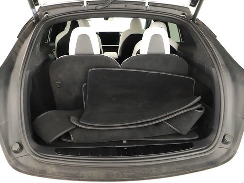 Used 2022 Tesla Model X AWD/4WD image 29