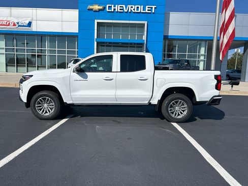 New 2026 Chevrolet Colorado LT w/ LT Convenience Package image 2