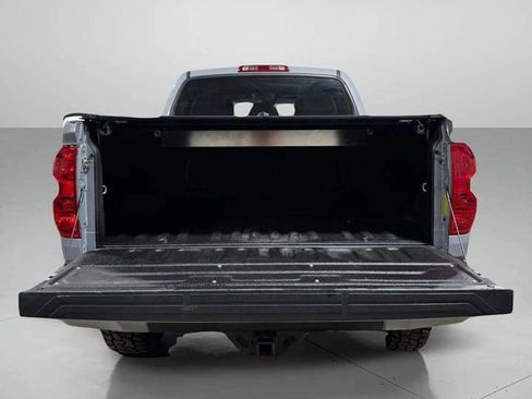 Used 2020 Toyota Tundra 4x4 CrewMax image 32