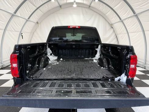 Used 2018 Chevrolet Silverado 1500 LT w/ LT Eassist Package image 4