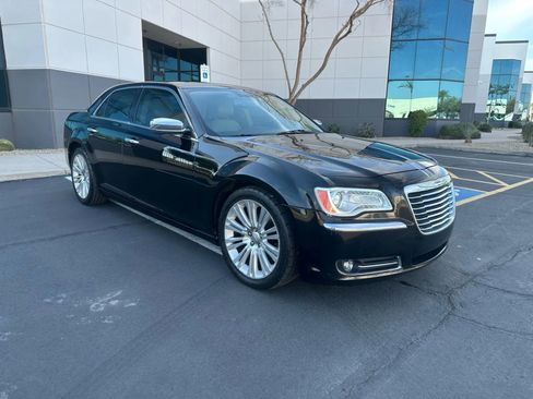 Used 2012 Chrysler 300 Limited image 3