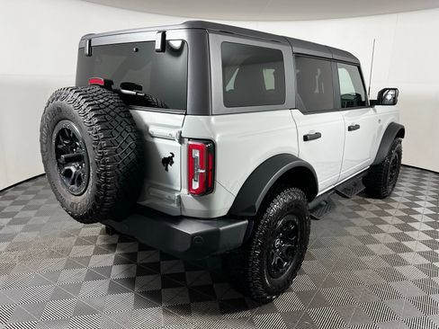 Used 2024 Ford Bronco Wildtrak image 5