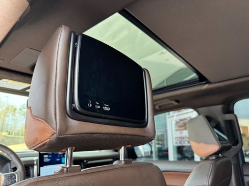 Used 2023 Ford Expedition King Ranch image 14