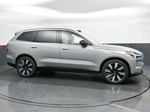 New 2025 Volvo EX90 Ultra AWD/4WD image 4