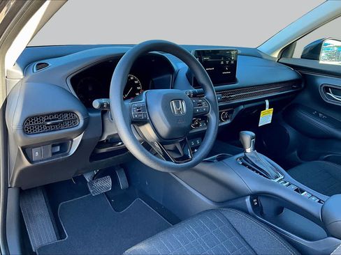 Used 2026 Honda HR-V LX image 8