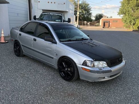 Used 2001 Volvo S40 FWD image 9