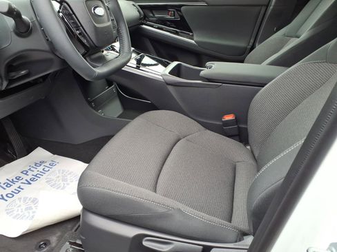 Certified 2025 Subaru Solterra Premium image 14