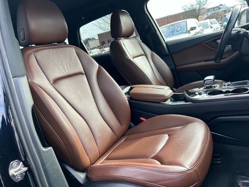 Used 2017 Audi Q7 3.0T Prestige image 12