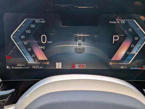 Used 2025 BMW X2 xDrive28i AWD/4WD image 11