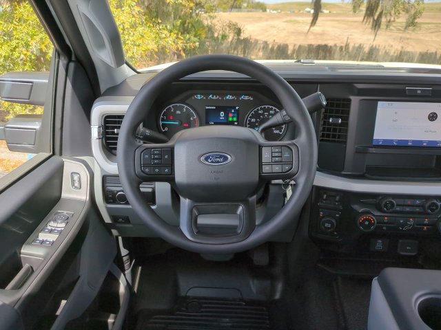 New 2026 Ford F250 XL w/ XL Chrome Package AWD/4WD image 16