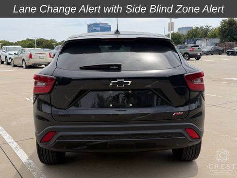 Used 2025 Chevrolet Trax RS w/ Driver Confidence Package FWD image 6