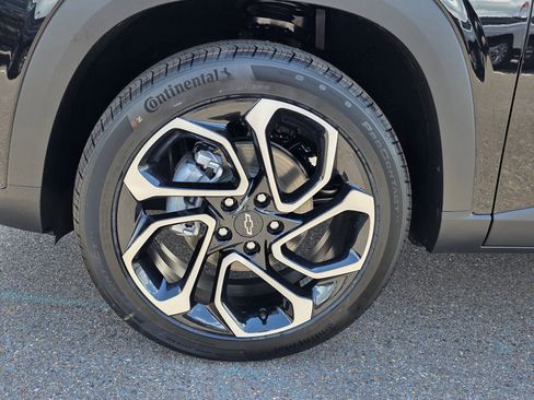 New 2026 Chevrolet Trax RS w/ Driver Confidence Package FWD image 9