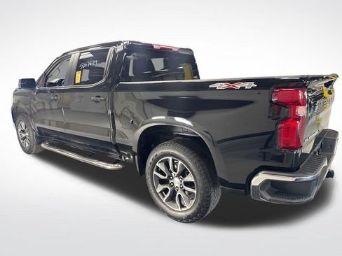 Used 2024 Chevrolet Silverado 1500 LT AWD/4WD image 10